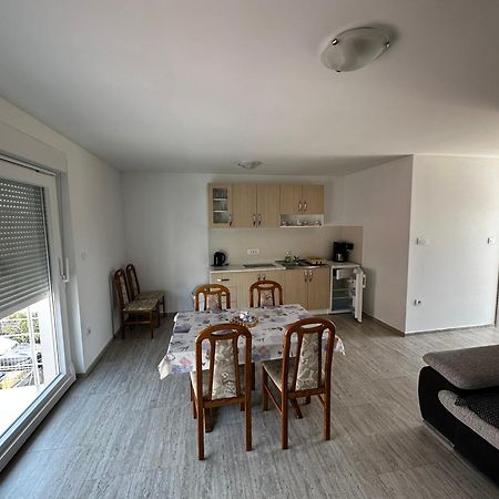 Apartmani Tamaris Murter Exterior foto