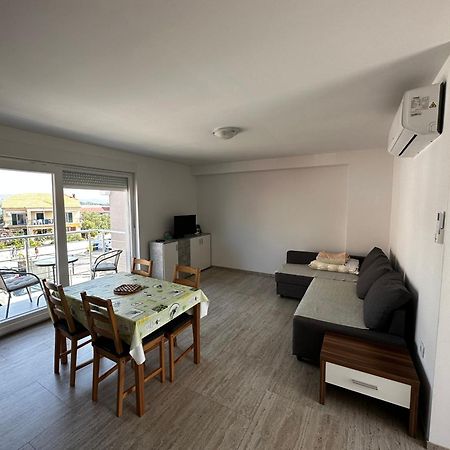 Apartmani Tamaris Murter Exterior foto